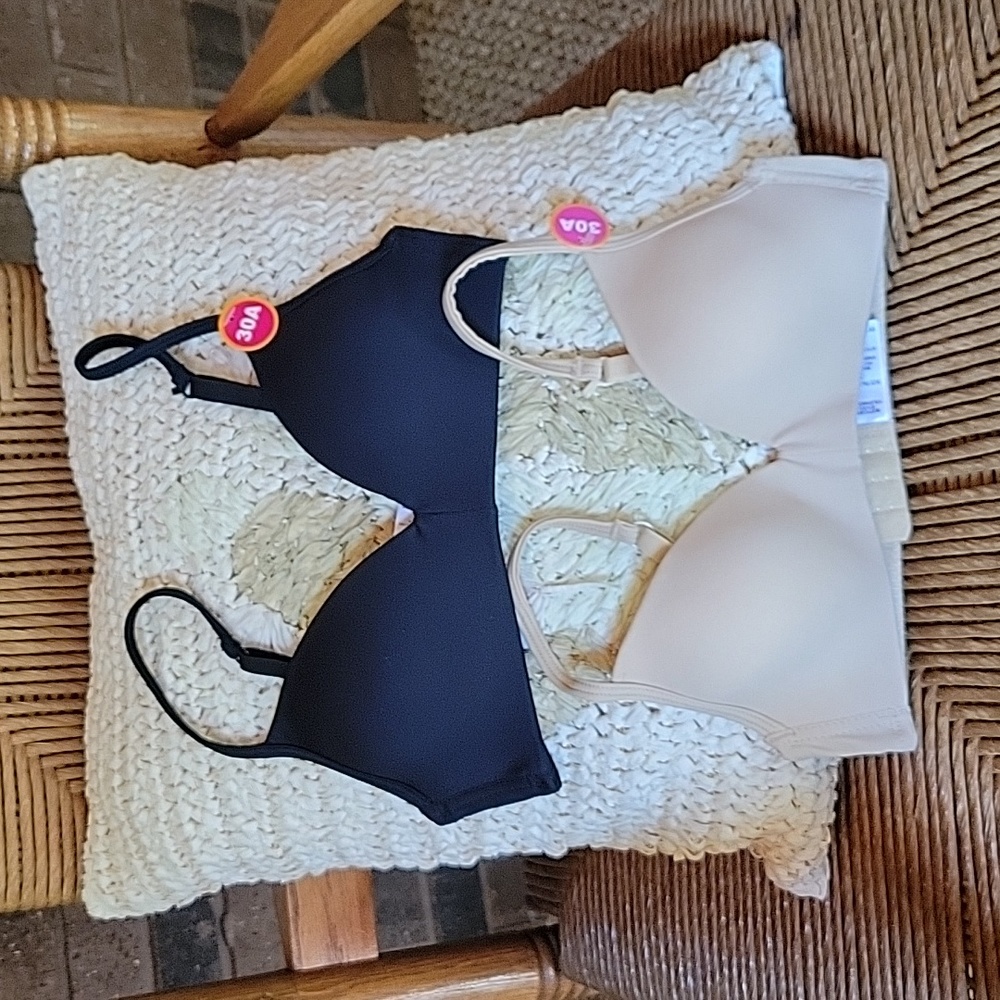 Lot of 2 Delta by Maidenform convertible 30A bras